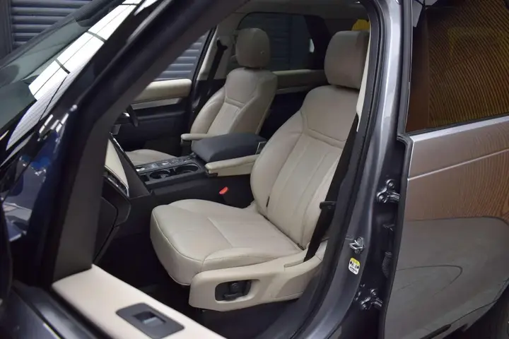 Land Rover Discovery 2020 photo 4