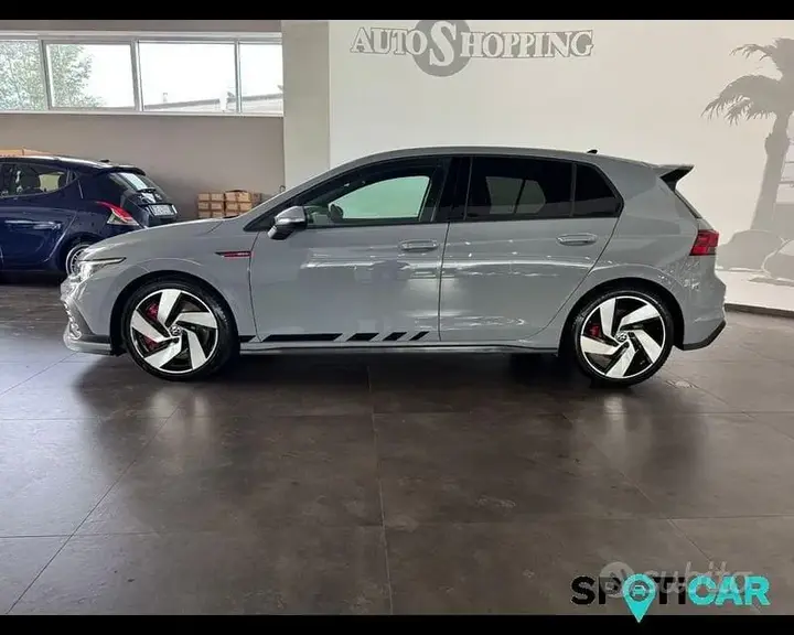 Volkswagen Golf 2023 photo 4