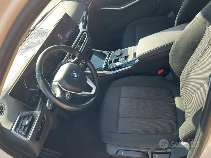 BMW 318D 2023 photo 5