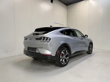 Ford Mustang 2021 photo 3