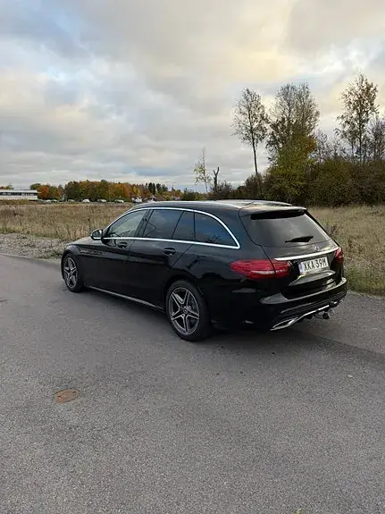 Mercedes-Benz C220 2020 photo 2