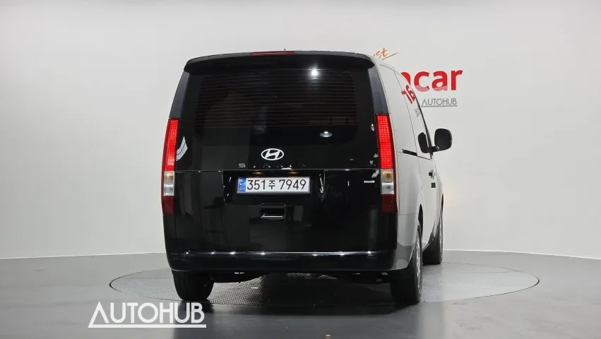 Hyundai Staria 2024 photo 4