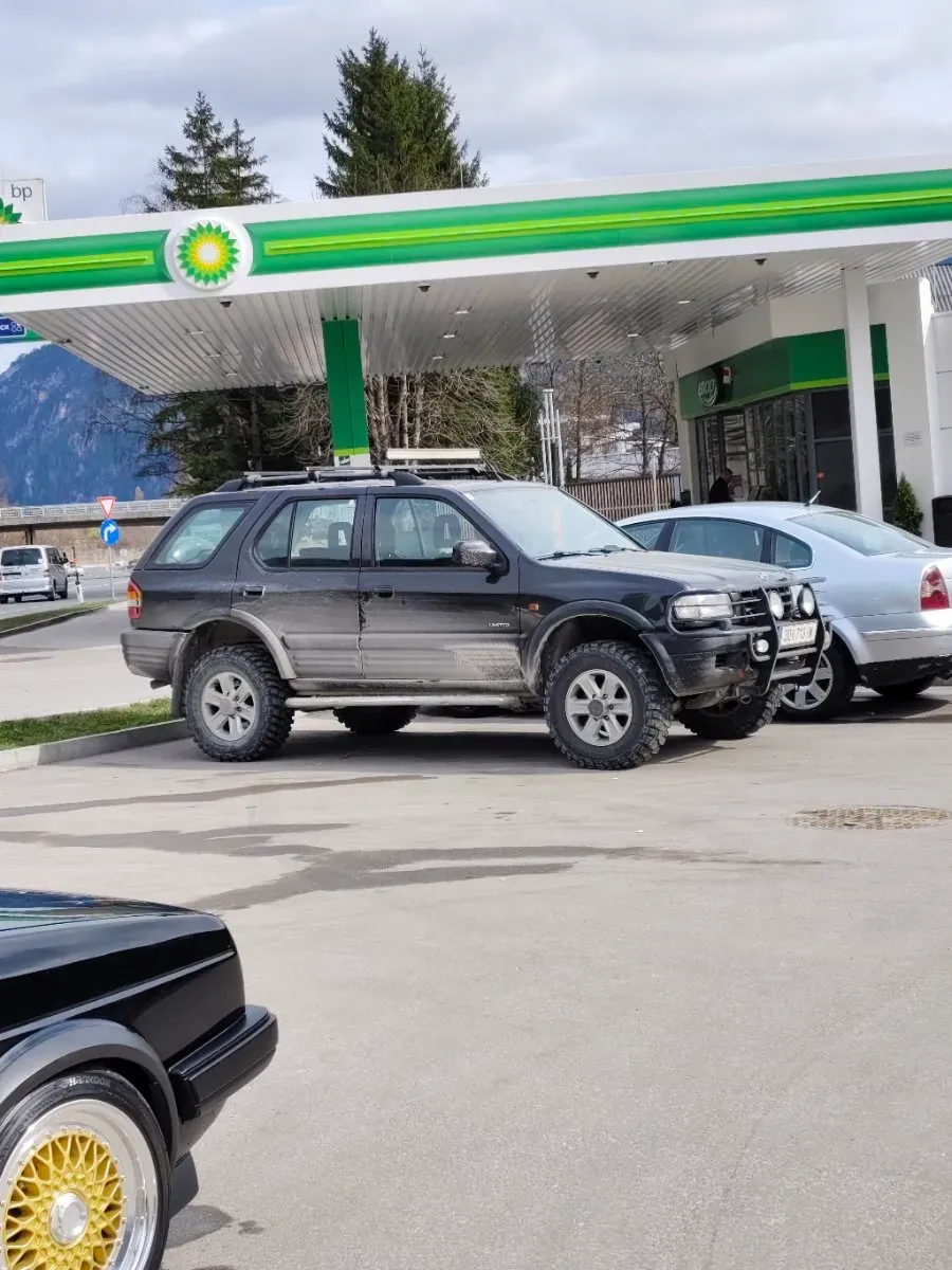 Opel Frontera 1999 photo 2