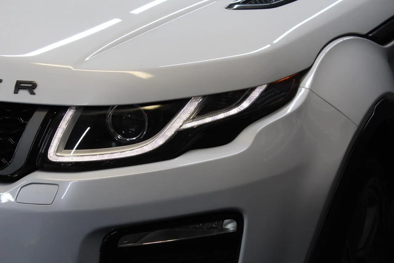 Land Rover Range Rover Evoque 2018 photo 2