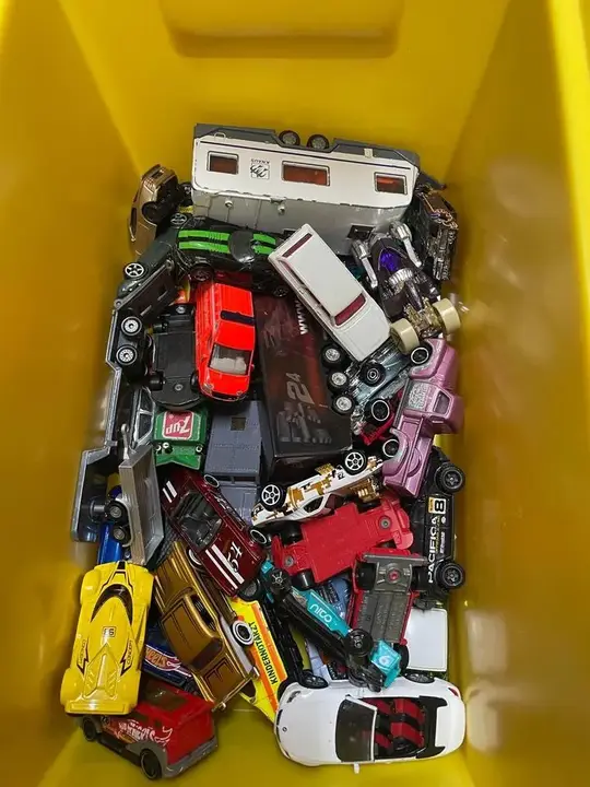 Matchbox Autos