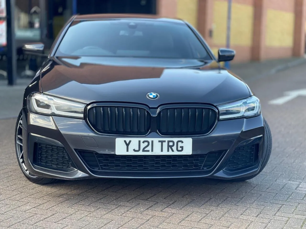 BMW 5 Series 2021 photo 2