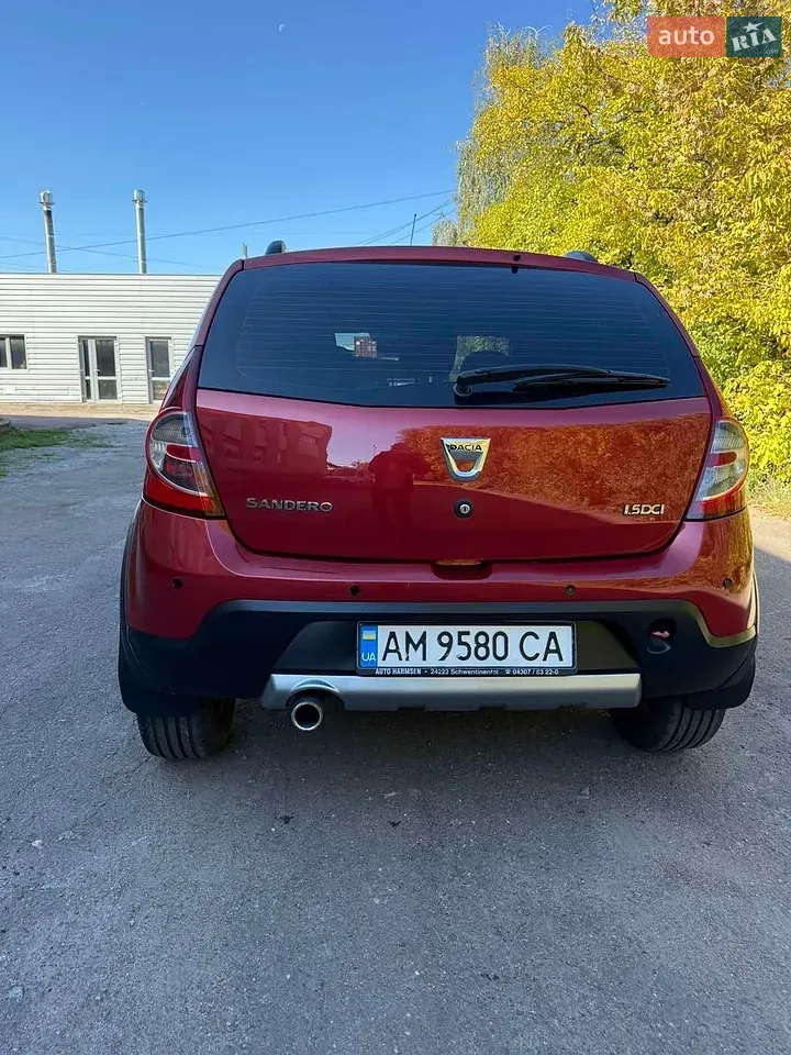 Dacia Sandero 2011 photo 3