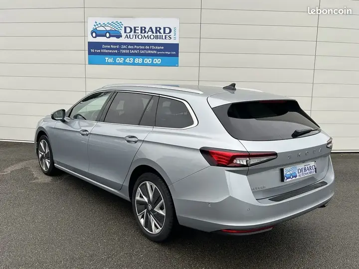Skoda Superb 2025 photo 4