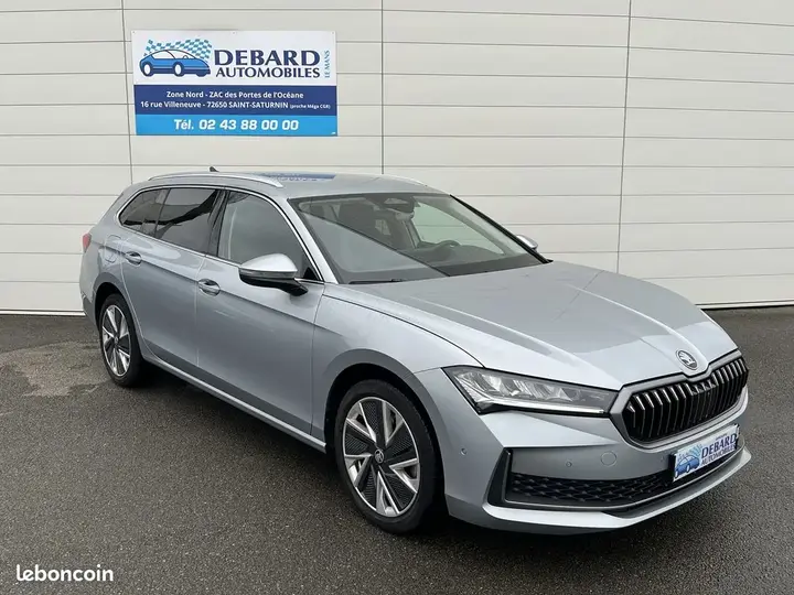 Skoda Superb 2025 photo 2