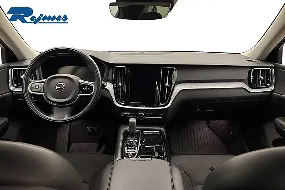 Volvo V60 2020 photo 2