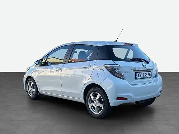 Toyota Yaris 2014 photo 4