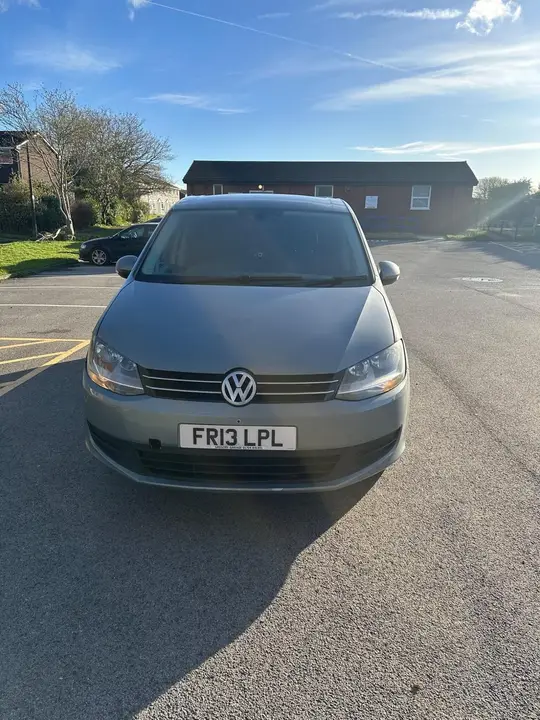 Volkswagen Sharan 2013 photo 2