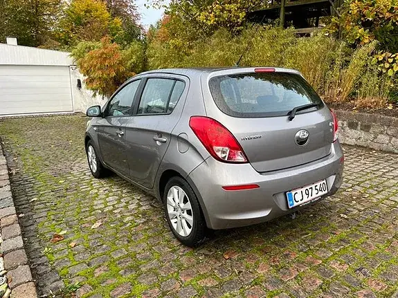 Hyundai I20 2013 photo 5