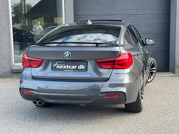 BMW 330I 2017 photo 3