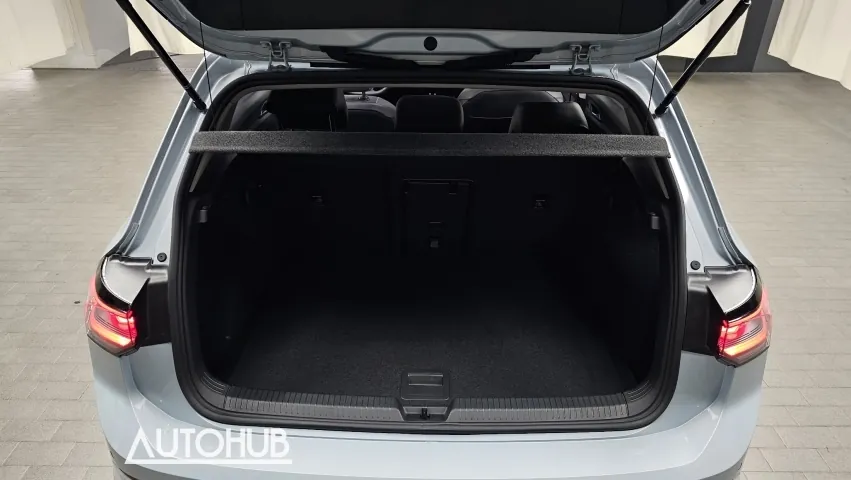 Volkswagen Golf 8 2025 photo 4