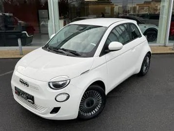 Fiat 500E 2022 photo 2