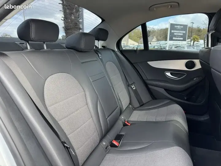 Mercedes-Benz C-Class 2020 photo 5