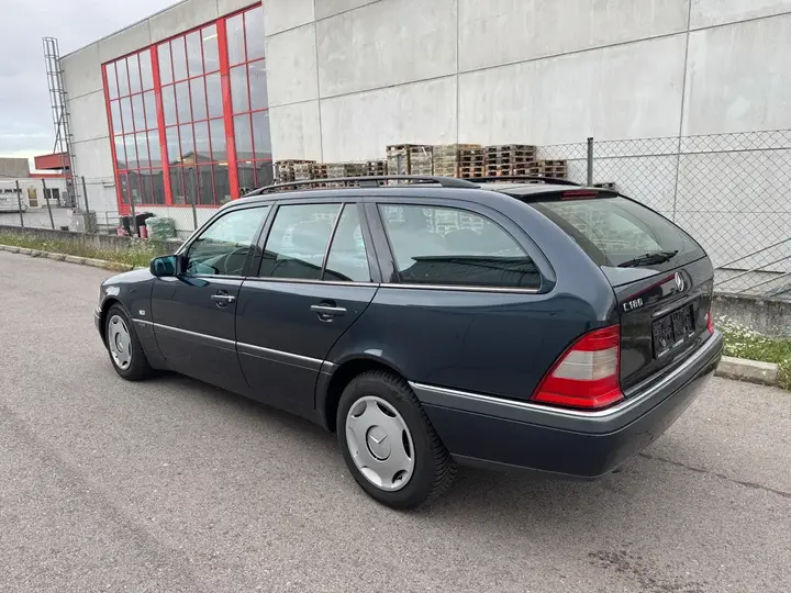 Mercedes-Benz C-Class 1997 photo 3