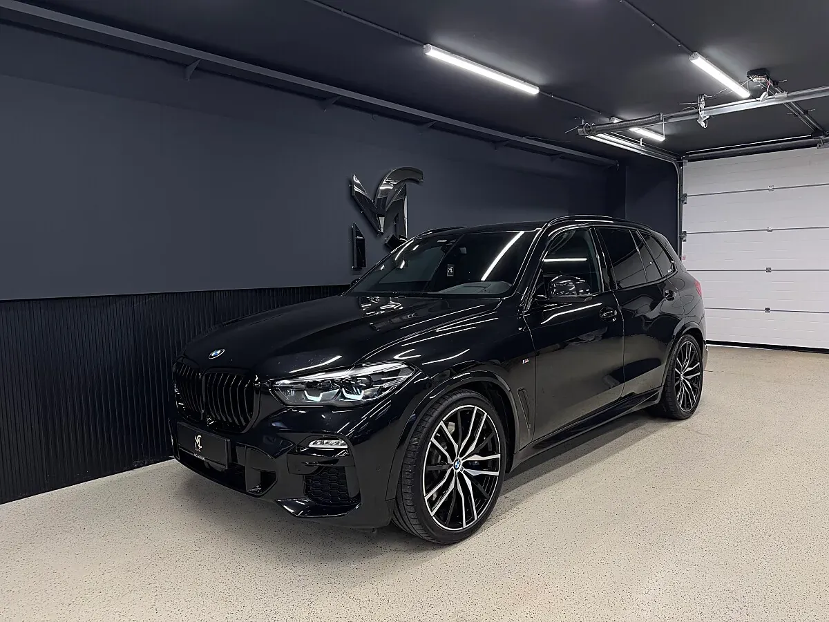 BMW X5 2019 photo 2
