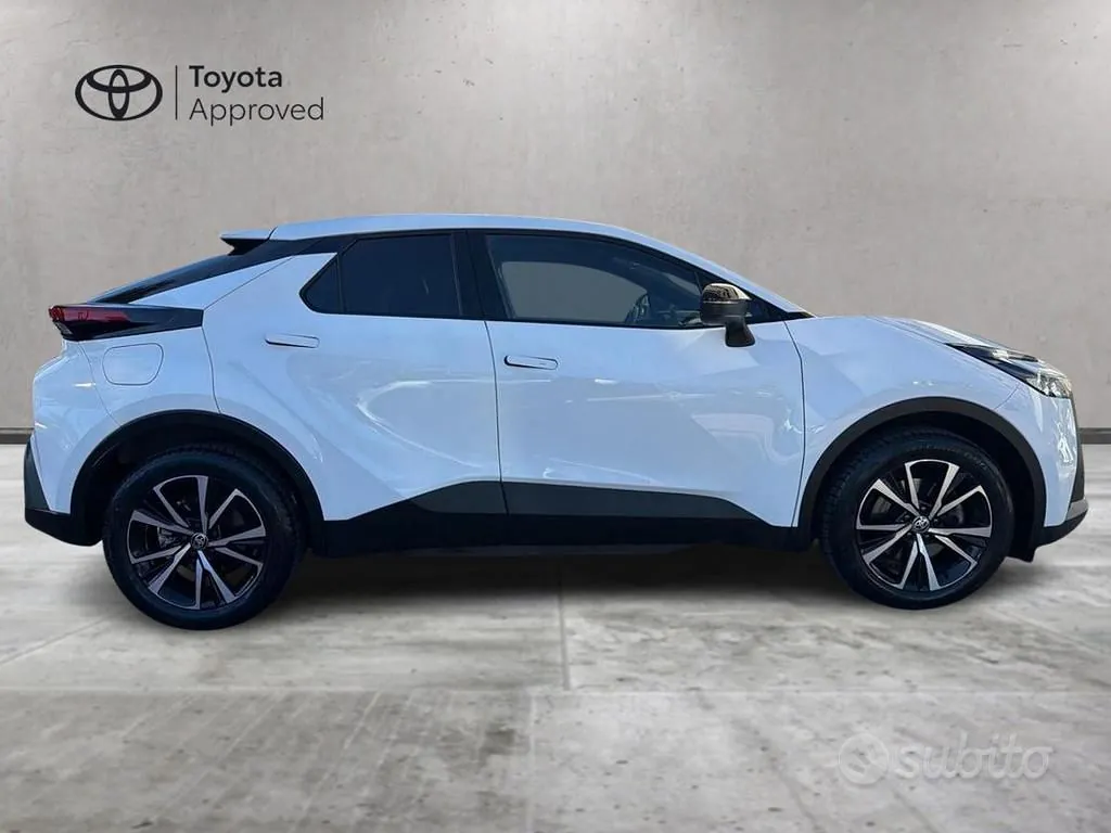 Toyota C-Hr 2024 photo 4