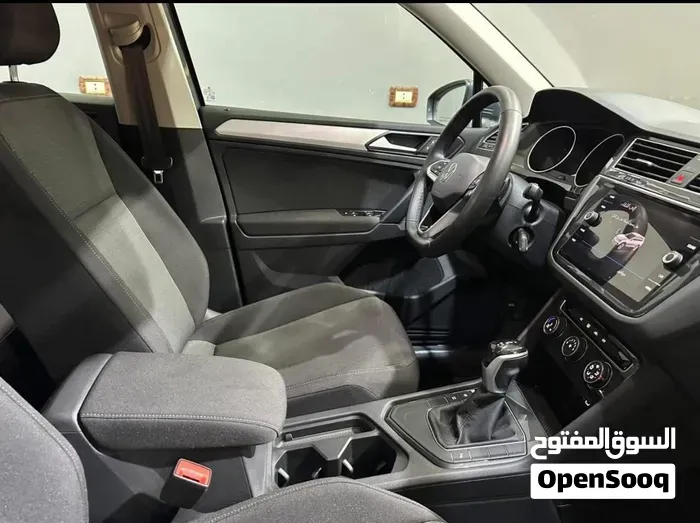 Volkswagen Tiguan 2024 photo 2
