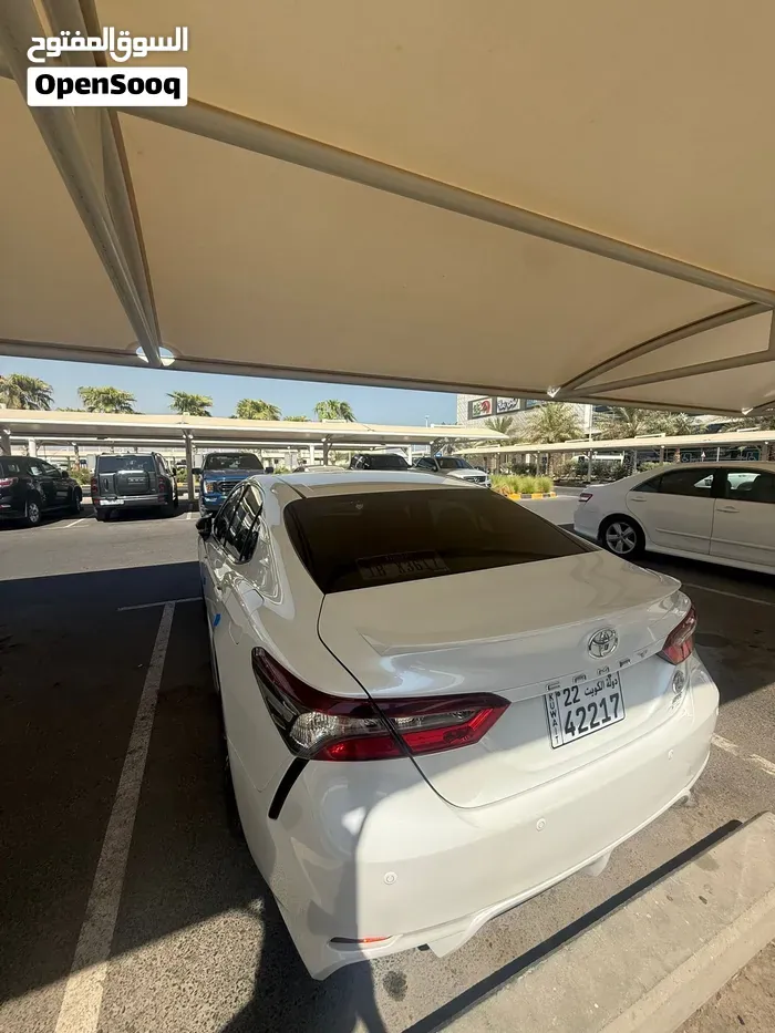 Toyota Camry 2024 photo 3