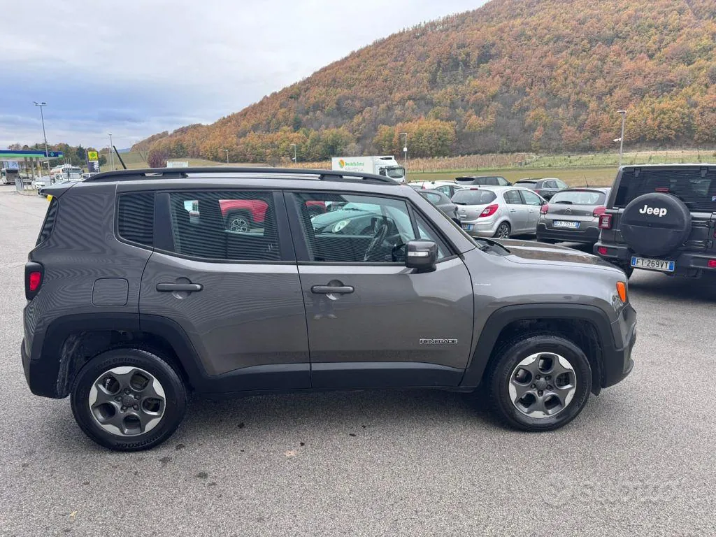 Jeep Renegade 2016 photo 4