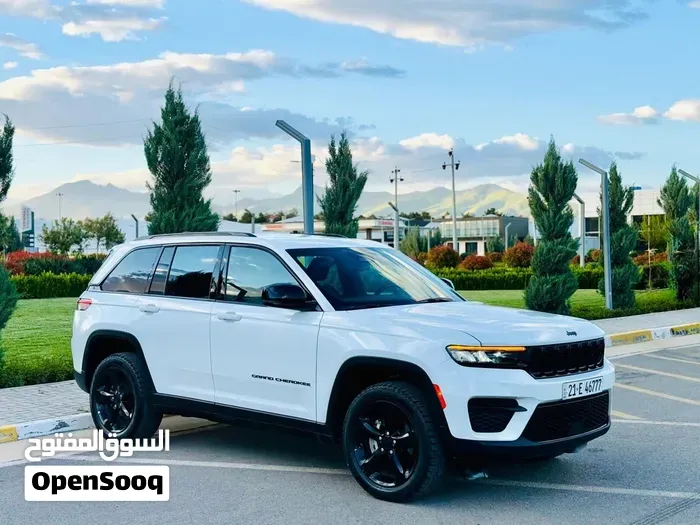 Jeep Grand Cherokee 2023 photo 4