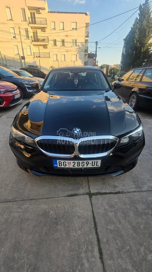 BMW 330E 2019 photo 2