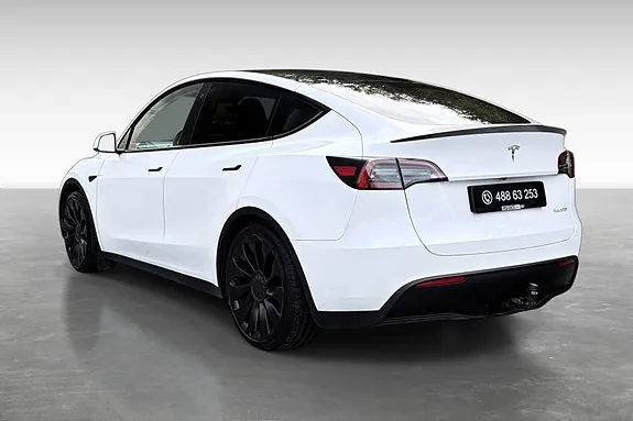 Tesla Model Y 2023 photo 5
