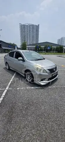 Nissan Almera