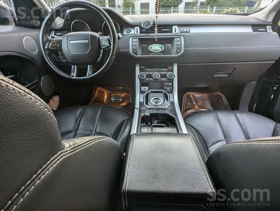 Land Rover Range Rover Evoque 2015 photo 3