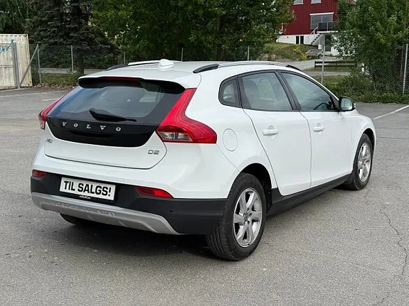 Volvo V40 2014 photo 2