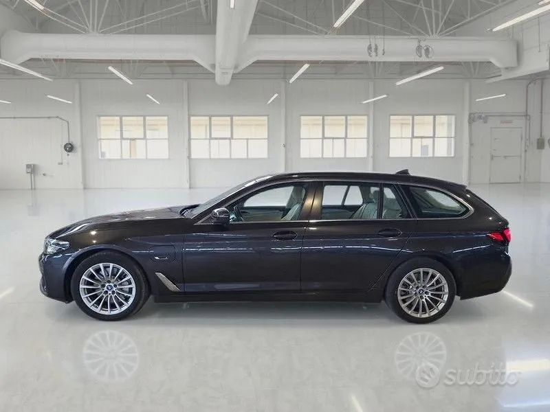 BMW 530 2023 photo 5