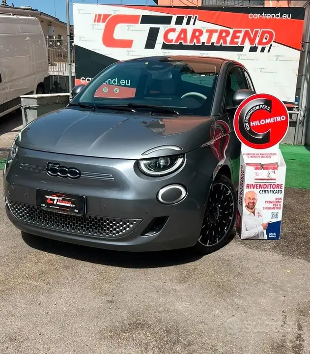 Fiat 500 500E