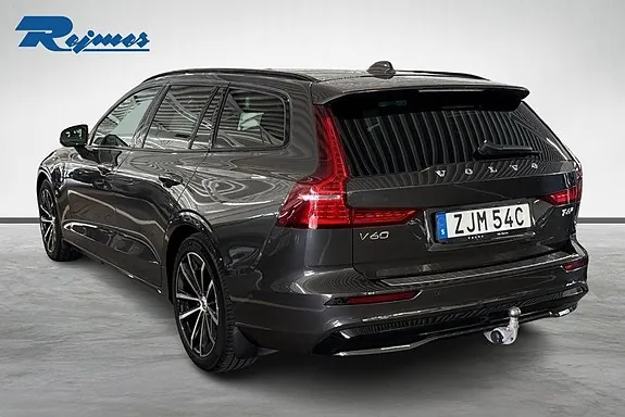 Volvo V60 2025 photo 2