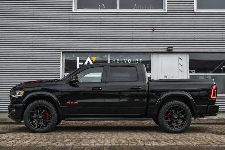 Dodge Ram 1500 2024 photo 2