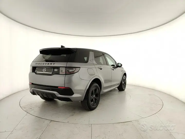 Land Rover Discovery Sport 2022 photo 3