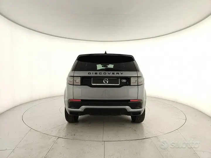 Land Rover Discovery Sport 2022 photo 4