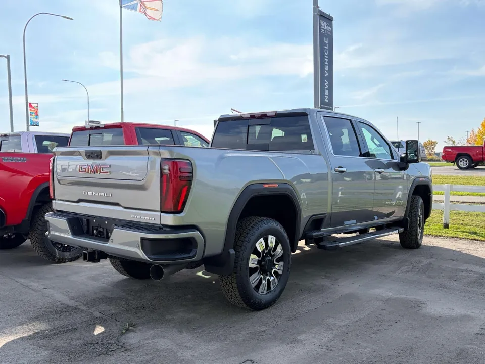 GMC Sierra 3500Hd 2026 photo 3
