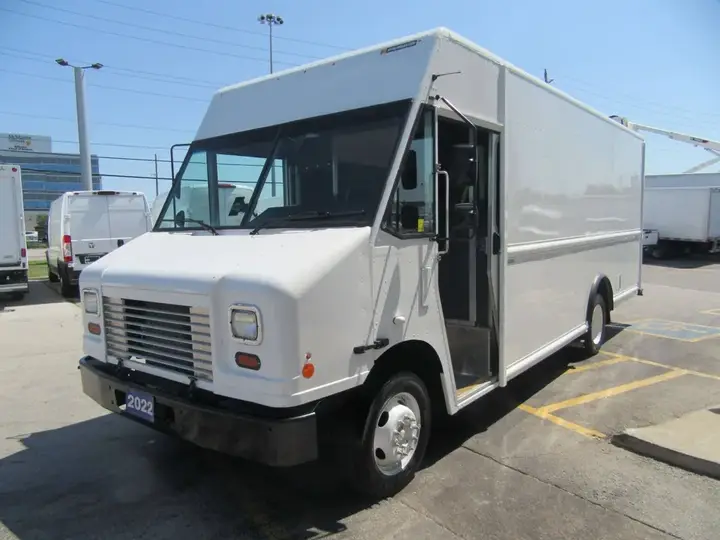 Ford F-59 2022 photo 5