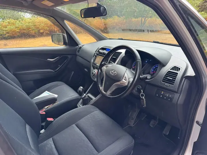 Hyundai Ix20 2017 photo 5