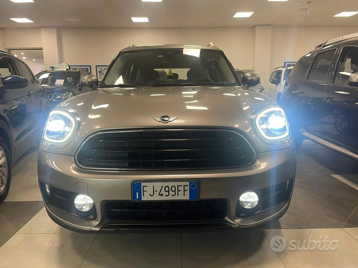 Mini Countryman 2017 photo 2