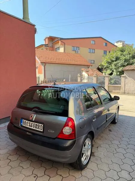 Renault Clio 2003 photo 4