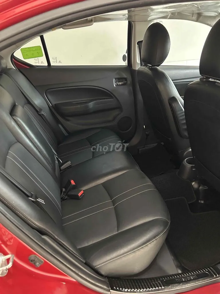 Mitsubishi Attrage 2023 photo 3