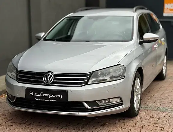 Volkswagen Passat 2011 photo 5