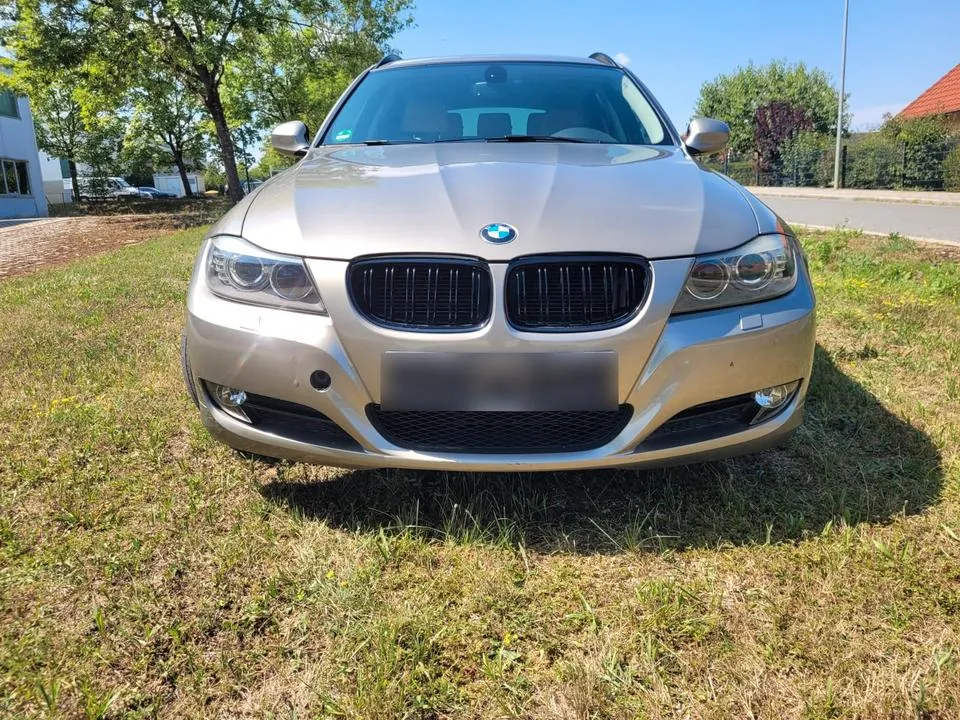 BMW E91 318I