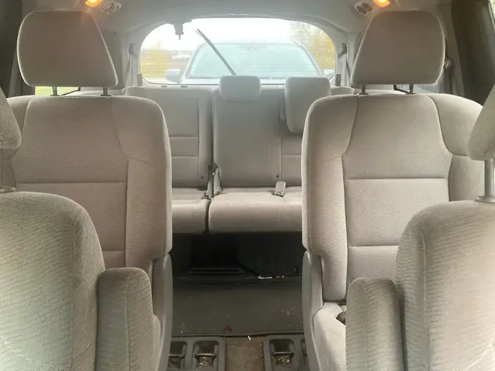Honda Odyssey 2012 photo 5