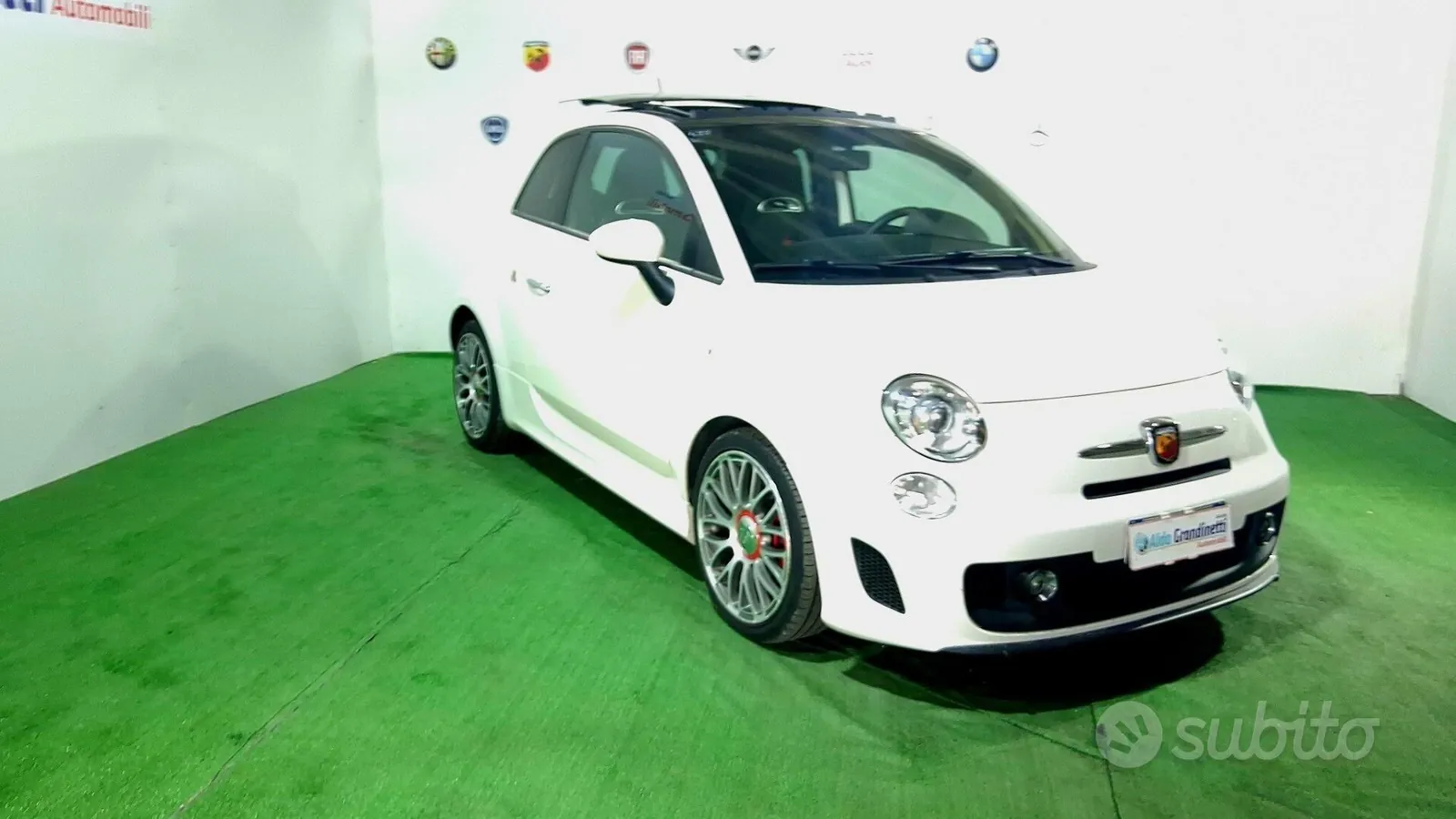 Abarth 500 2012 photo 3