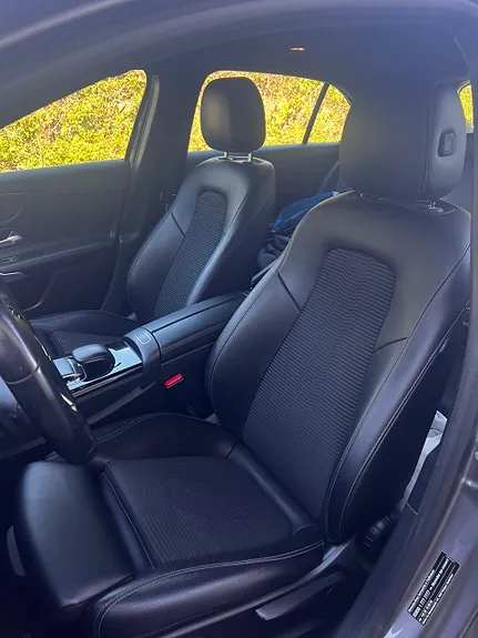Mercedes-Benz A200 2018 photo 2